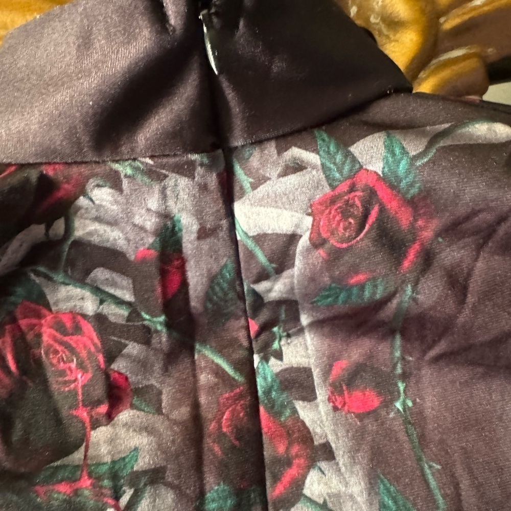 Women's Skeleton and Rose bodysuit - Picture 9 of 9